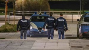 Padova, maxi blitz contro la criminalità giovanile: sequestrate armi e controllati oltre mille ragazzi