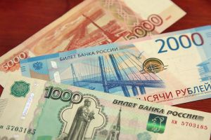Тратим наличные и бережём пальцы смолоду: как зумеры облегчают себе жизнь