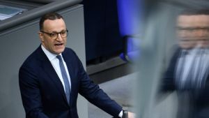 Fractieleider CDU treedt af vanwege draagmoederaffaire