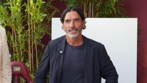 Livorno, A. Lucarelli: «Cinque arrivi in tre giorni e siamo vicini a una punta di grandi qualità. Poi priorità alla difesa» – Tutte le mosse amaranto