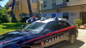 Cervia: furto in casa. In manette 25enne straniero: nel borsone aveva gioielli e gli arnesi per lo scasso