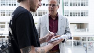 Hart voor Den Haag kiest met ‘bouwpaus’ Henk Harms opnieuw voor een bestuurder met een beladen verleden