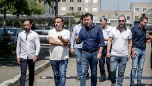 Salvini vuole candidare Roggero ma la legge lo impedisce. Le famiglie dei rapinatori aspettano 480mila euro (danni esclusi) /