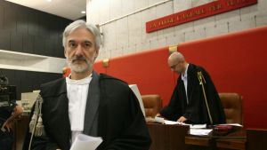 Parla il pm del G8 di Genova: “Responsabilità accertate della polizia, ma il codice di omertà è intatto”