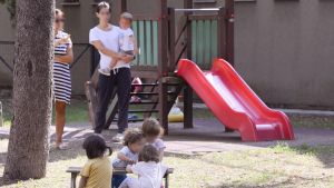Meteo impazzito, ospedali e scuole roventi. Interventi traslocati, nido: diffida al Comune
