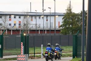 La justice ordonne à Darmanin de faire cesser les violences et humiliations contre des détenus à la prison de Condé-sur-Sarthe