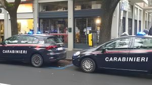 Carabinieri feriti in zona stazione a Reggio Emilia, nigeriano arrestato