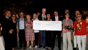 Dragon boat sull’Arno per sostenere le donne operate al seno