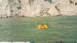 Punta da un insetto, va in shock anafilattico. Salvata dal presidente della Croce Rossa
