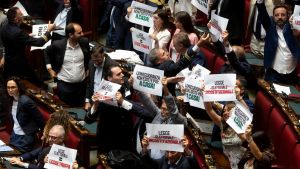 Stabilicum e percentuali, l’emendamento taglia-cespugli agita i partiti del centro