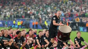 Pazzo Mondiale: il ginecologo in panchina, la Viking row, i 45 km di hot-dog /
