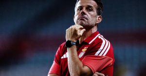 Quinta-feira, Benfica a sério