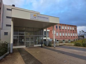 Oloron : alors que les fermetures de services s’enchaînent, quel avenir pour le centre hospitalier ?