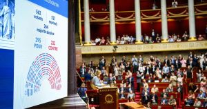 Trois minutes pour tout comprendre à la loi sur l'aide à mourir