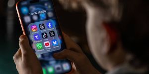 Social-Media Age Bans Won’t Make Children Safer—But This Will