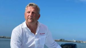 Grado, il presidente della Git Marin spintonato e preso a pugni da un gruppo di maranza