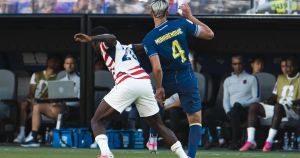 Trump e a FIFA: quando a política joga futebol