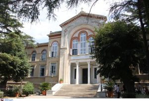 Χάλκη: Nα ανοίξει πραγματικά η Σχολή