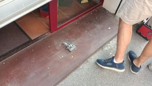 Firenze, assalto nella notte al laboratorio orafo, ma il colpo fallisce: banditi usano un estintore per coprire la fuga