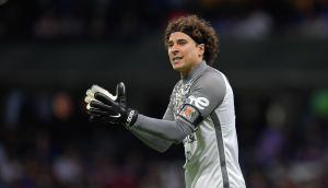 “Llegó el momento de quitarme los guantes”: Memo Ochoa anuncia su retiro profesional