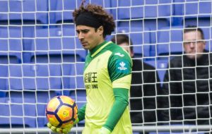 ¿Cuántas veces descendió Memo Ochoa y en cuántos países?