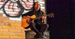La rinascita della melodia nelle canzoni di Valerio Piccolo