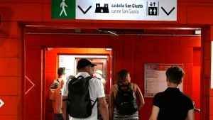 Fino a tremila passeggeri al giorno: il boom inatteso degli ascensori di Park San Giusto