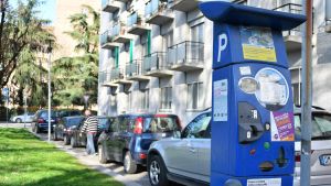 Parcheggi gratis per tutto agosto ma solo negli stalli blu gestiti da Asm