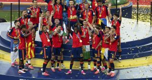 O campeão foi a Espanha. O vencedor foi uma ideia de jogo