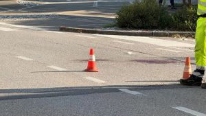 Carmignano di Brenta, investe un ciclista e fugge: individuata e denunciata la pirata della strada