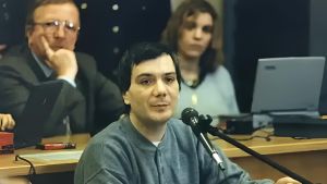 Uno Bianca, iniziato l’esame della Procura su telefono e Pc di Gugliotta, morto suicida: “Indagate sulle ricerche Google”