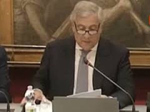 Crisi Medioriente, Tajani: Houthi minaccia reale e crescente sullo stretto di Bab el-Mandeb