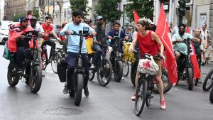 Sciopero rider Glovo e Deliveroo in Veneto: venerdì il presidio a Padova contro il mancato sostegno sul caldo