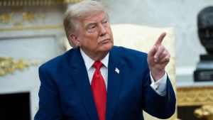 Trump inizia una nuova guerra dei dazi. L'escamotage per aggirare la Corte Suprema