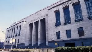 Furto per il clan, il dipendente del Tribunale in lacrime: mi hanno detto di firmare