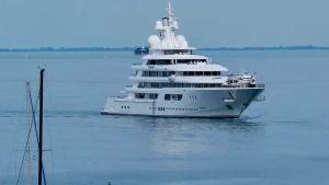 In arrivo al bacino San Marco di Trieste lo yacht Boardwalk dell’ambasciatore Usa Fertitta