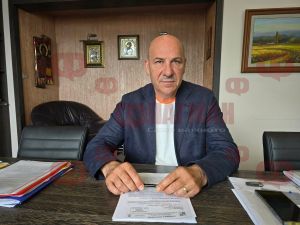 Иван Алексиев към правителството: Нас, кметовете, кучета ни яли, на бизнеса преведете парите!