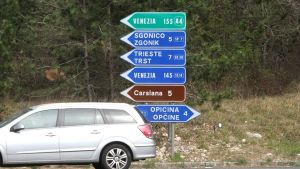 GiulIA impara lo sloveno per dialogare con i cittadini
