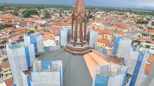 Mortegliano, tre anni dopo la grandinata: il Duomo verso la riapertura e la ricostruzione da 23 milioni