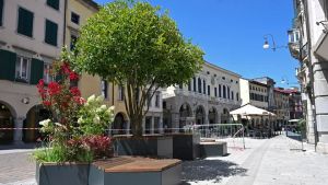 Via Mercatovecchio si rifà il look con verde e sedute: al via i lavori nel centro di Udine