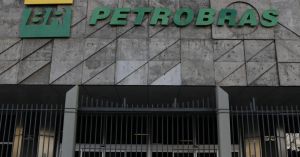 Petrobras eleva em 44% o preço para a PPSA levar gás do pré-sal ao mercado