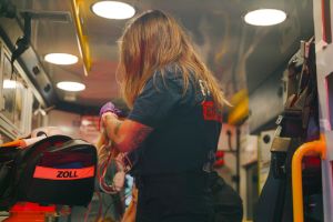 La « crise des surdoses » ne doit pas servir à des fins partisanes