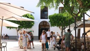 IBZ, Santiago y cierra España