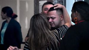 « Je ne sais même pas si mon fils est vivant » : au Salvador avec les proches des disparus des prisons de Bukele