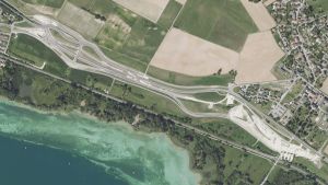 Luftbilder zeigen, wie der Ausbau der B33 die Bodensee-Landschaft verändert hat