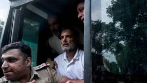 Le mea culpa tardif de Modi, la crise du système éducatif indien et la Gen Z