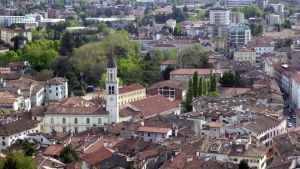 Case a Gorizia, quasi il 37% degli acquirenti è straniero: forte spinta da sloveni e cantieri
