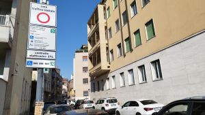La revoca dei pass ztl per le scuole diventa un pasticcio: «Possibile un periodo cuscinetto»