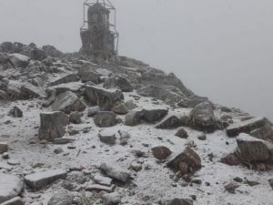 Юлският сняг е само маска за това, което ни чака през август