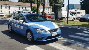 Giovane turista rapinato della collanina in centro a Treviso: un arresto